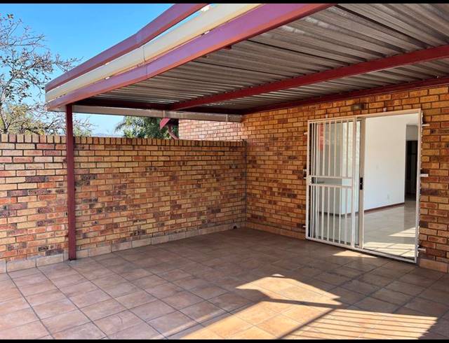 2 BEDROOM SIMPLEX FOR SALE IN EQUESTRIA